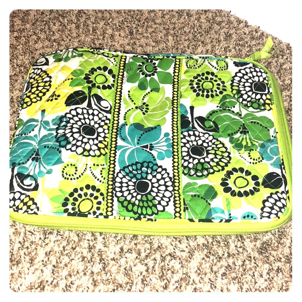 Vera Laptop Bag! Fits 15 inch
